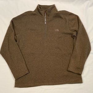Men’s North Face fleece sweatshirt